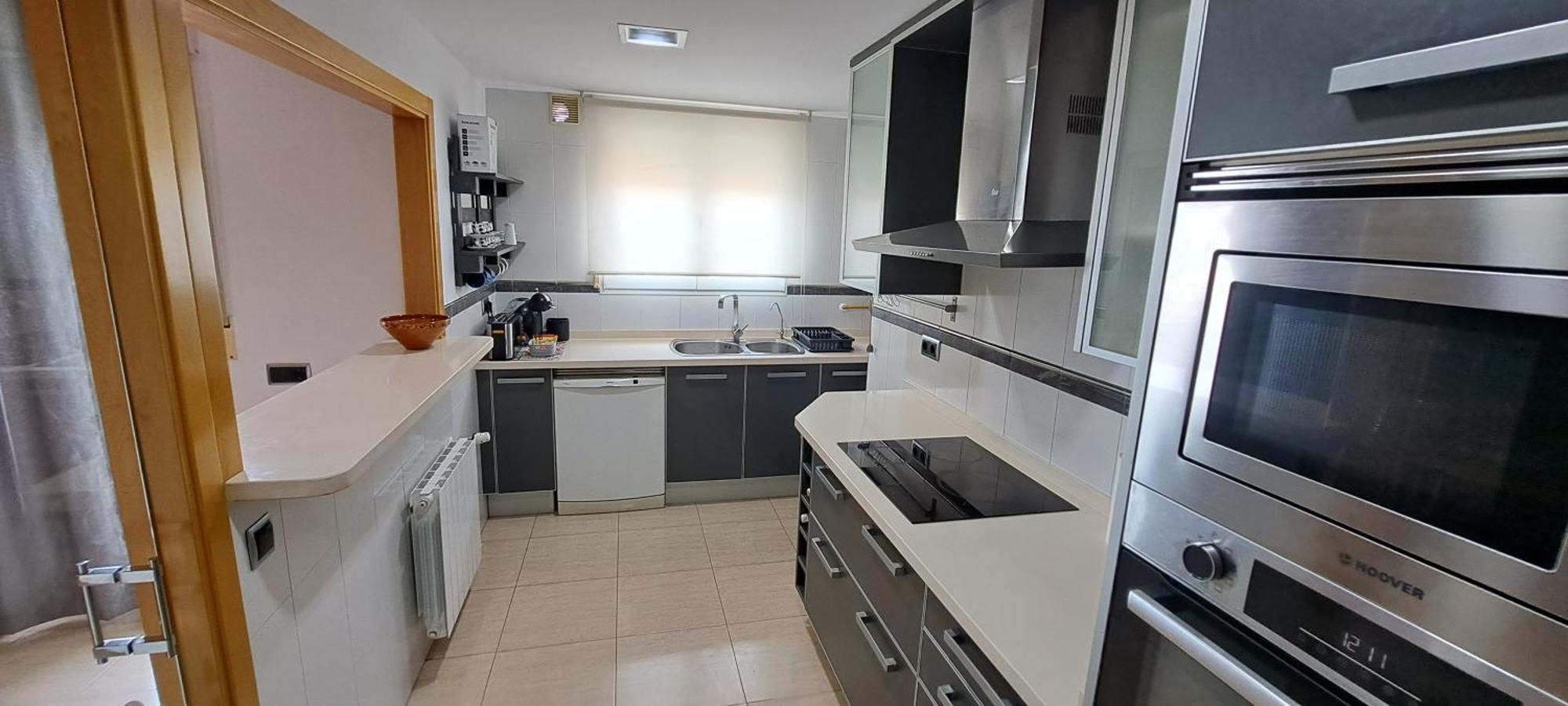 Piso Soleado Con Buena Ubicacion Apartment บินารอส ภายนอก รูปภาพ